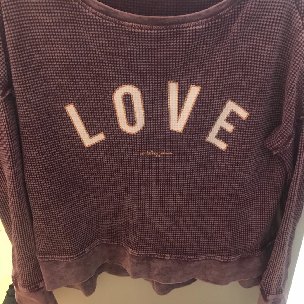 Betsy Johnson LOVE waffle knit lounge top